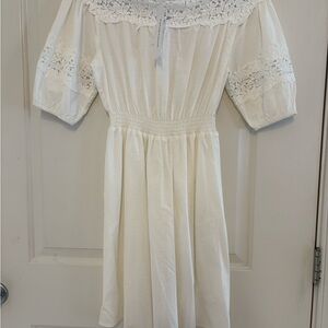 NWT- Cache White Lace Formal Dress; tagged $199, M
